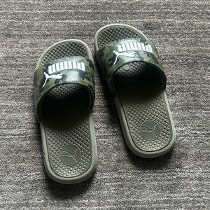 Puma Kids Flipflops ⭐️ 3 for $10